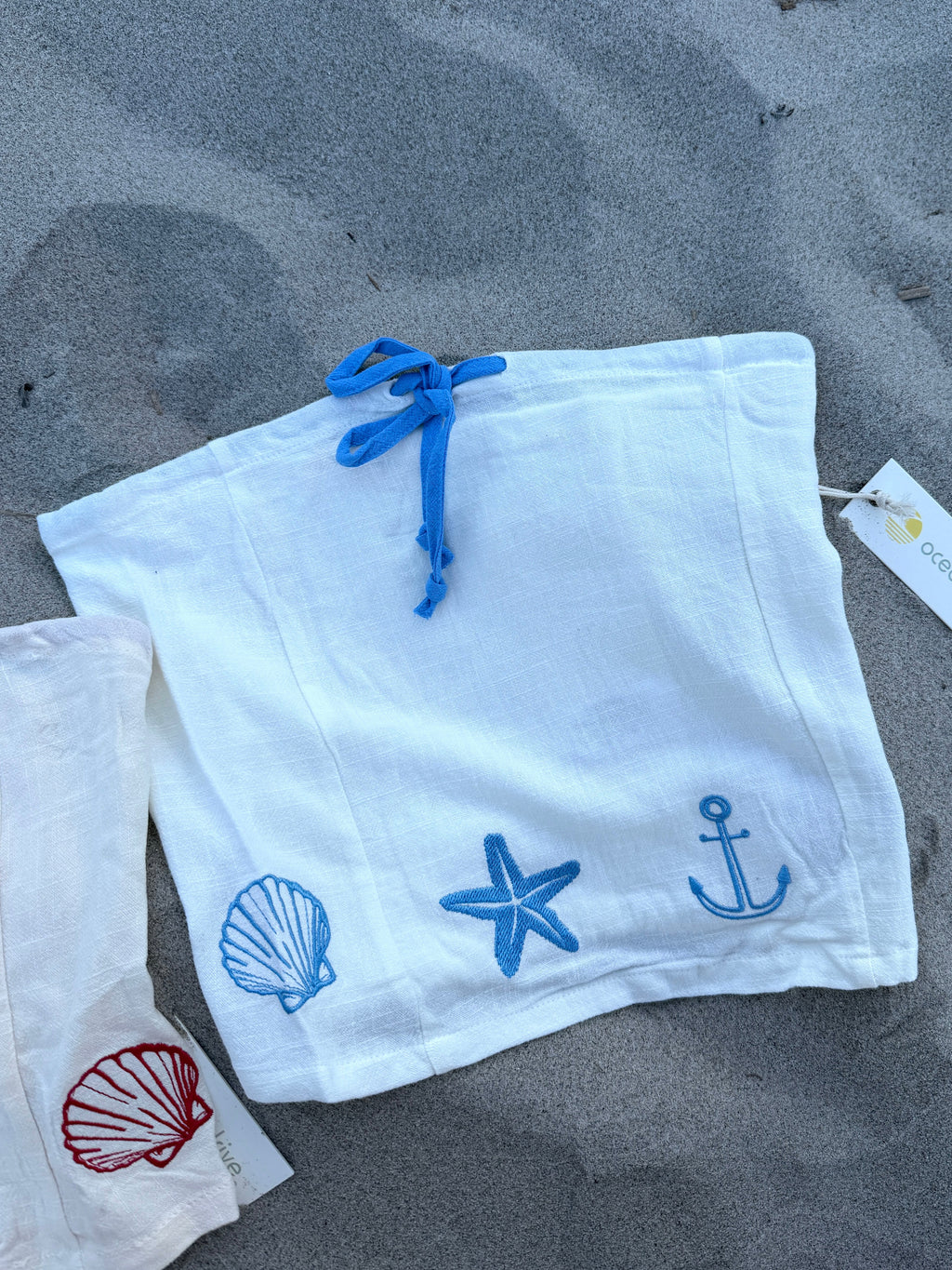 Shell embroidered tube top